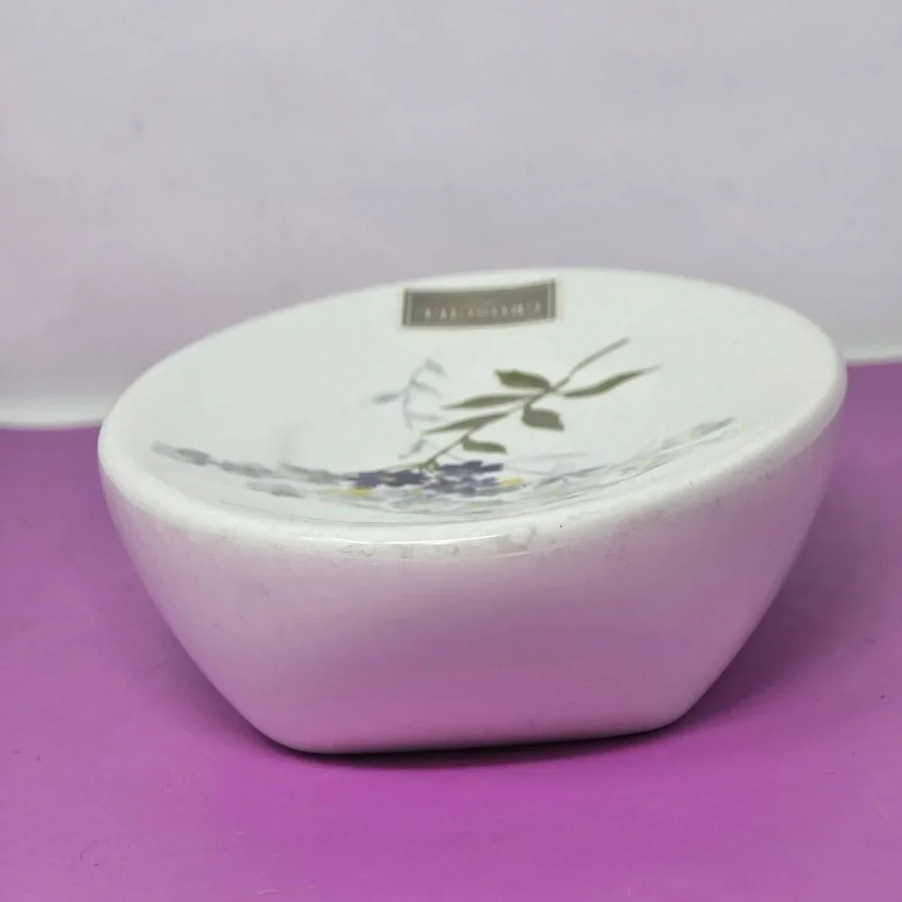 Croscill Tranquility‎ Oval Ceramic Soap Dish With Floral Design Made In China